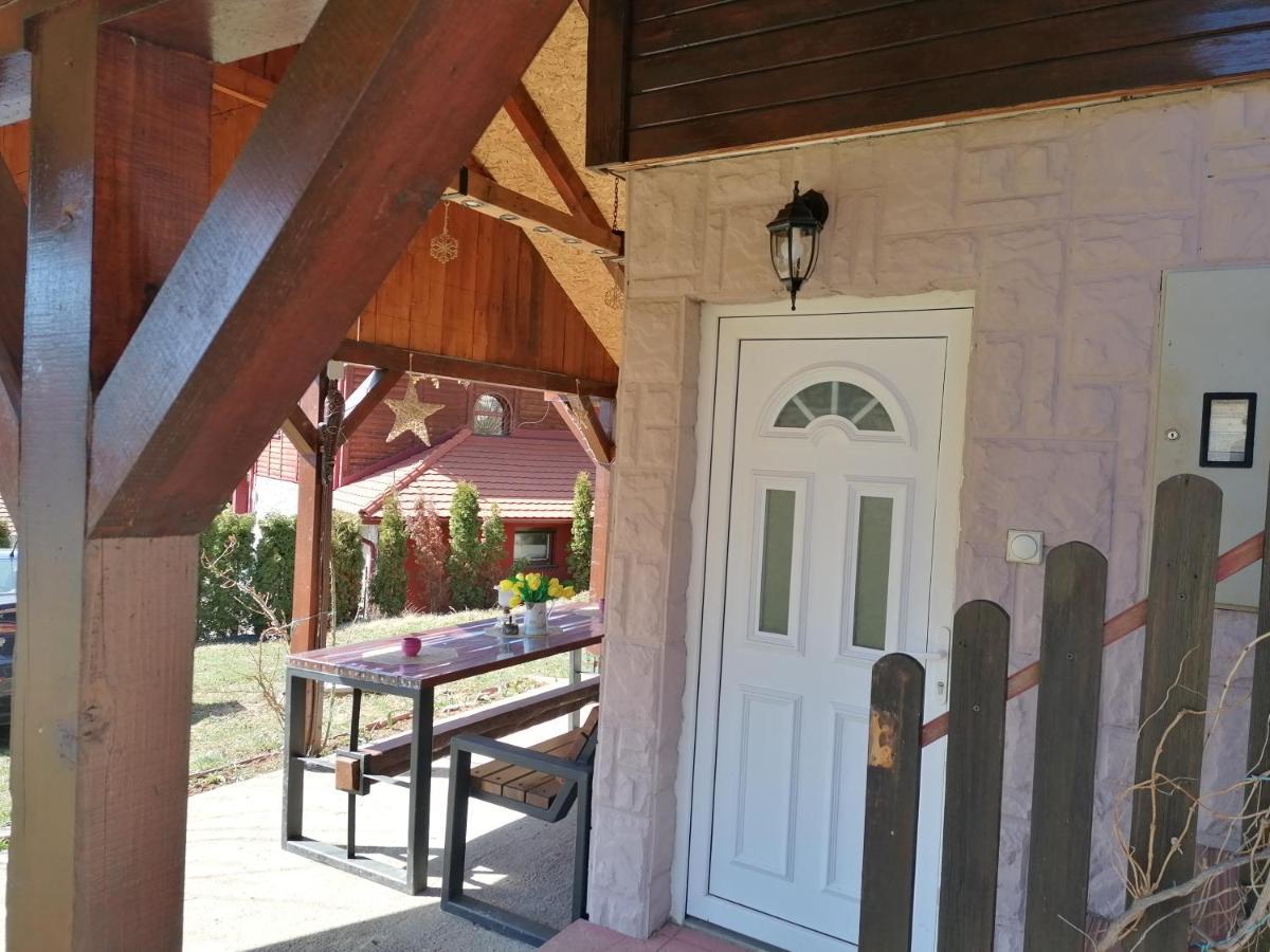Villa Vikendica Moonlight à Zaovine Extérieur photo